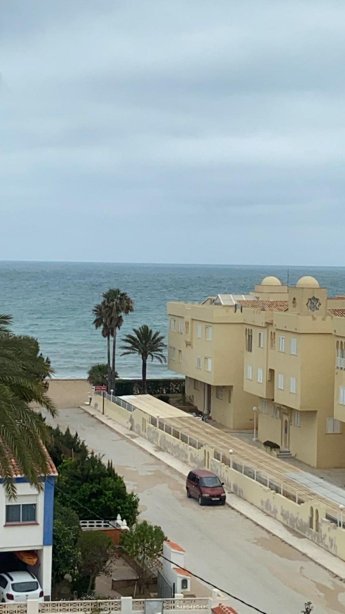 Vistas Al Mar Playa De Los Bovetes Dénia Eksteriør billede